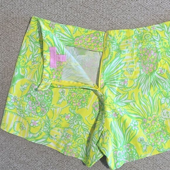 Lilly Pulitzer Liza Crazy Cat Yellow Green Shorts - Size 00 - Picture 6 of 12